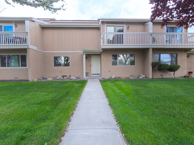 Foto del edificio - 1630 Olua St