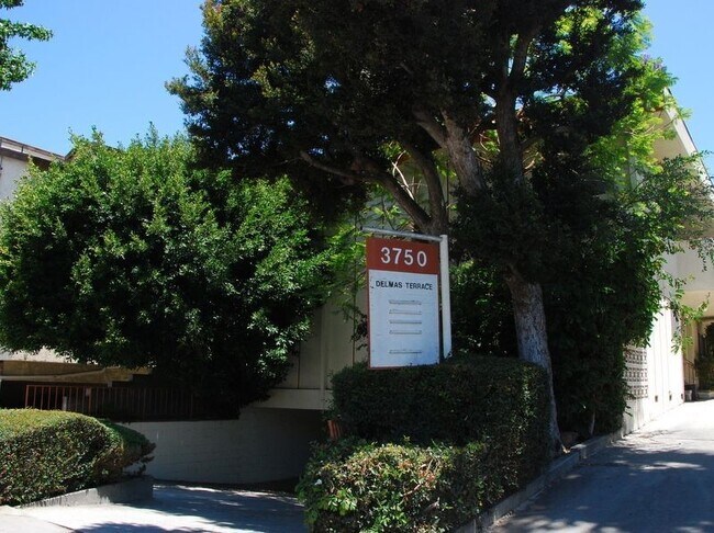 Building Photo - 3750 Delmas Terrace,