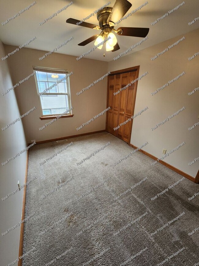 503 Wabash Ave, Chesterton, IN 46304 House Rental in Chesterton, IN