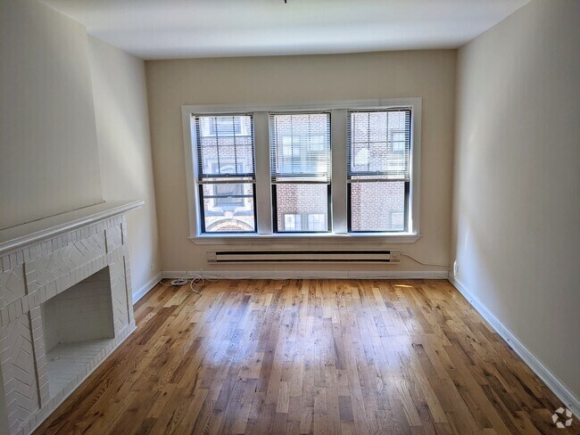 Building Photo - 1313 Oak Ave