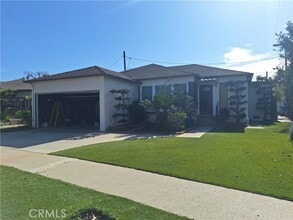 Building Photo - 5315 Etheldo Ave