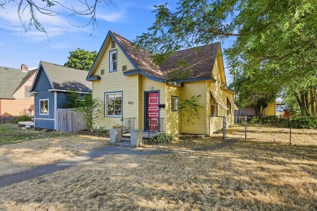 Foto del edificio - 527 W Shannon Ave