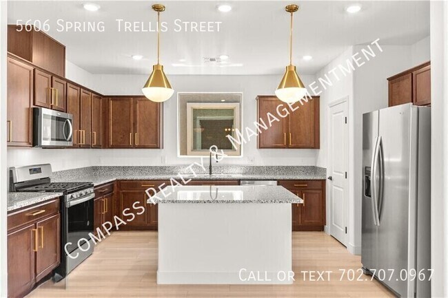 Foto del edificio - 5606 Spring Trellis St