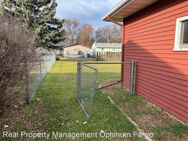 Building Photo - 4 br, 2 bath House - 1411 17th St S