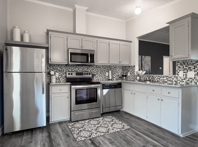 Building Photo - Waterstone Place Apartments