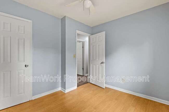 Foto del edificio - 149 Dorchester Manor Blvd
