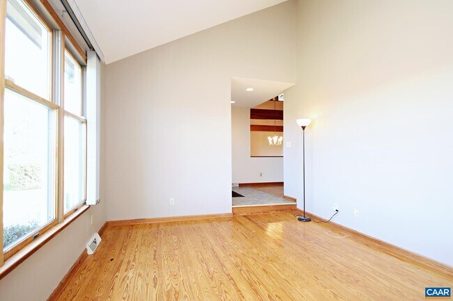 Foto del edificio - 2413 Wakefield Rd