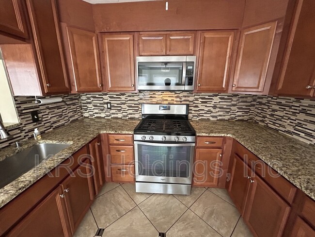 Building Photo - 1629 Kepler Bend