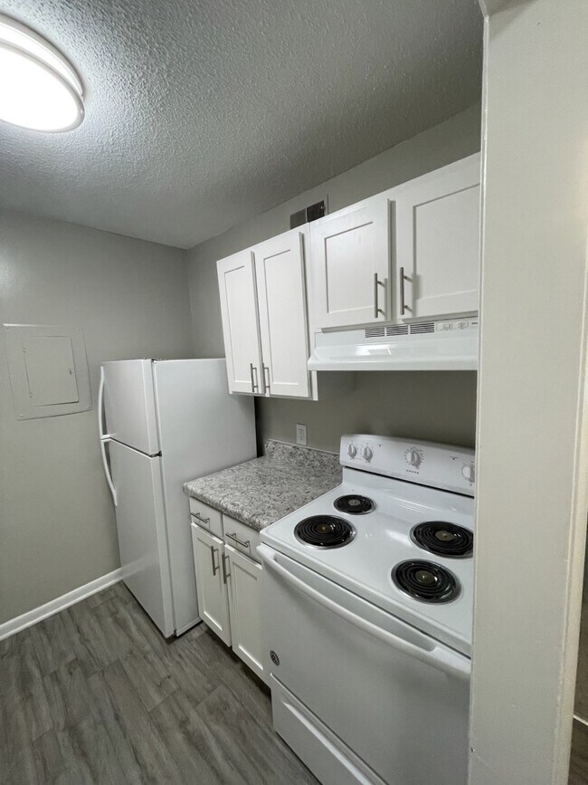 Pine Ridge Apartments 404B Lynn Ct Cary, NC Apartments for Rent in