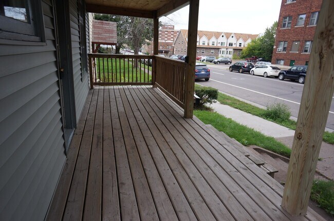 Foto del edificio - AVAILABLE AUG 1ST- 3 Bedroom 1 Bath House