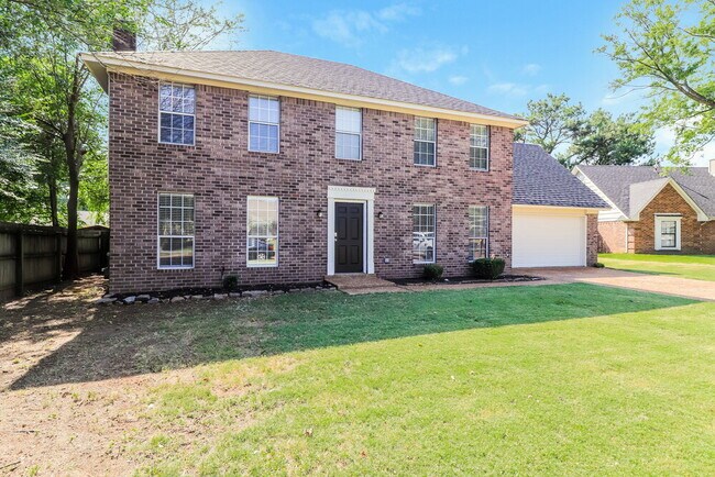 Building Photo - 2535 Clydes Place Cove