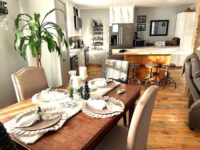 Foto del edificio - Charming 2-Bedroom Rental in Historic Eufa...