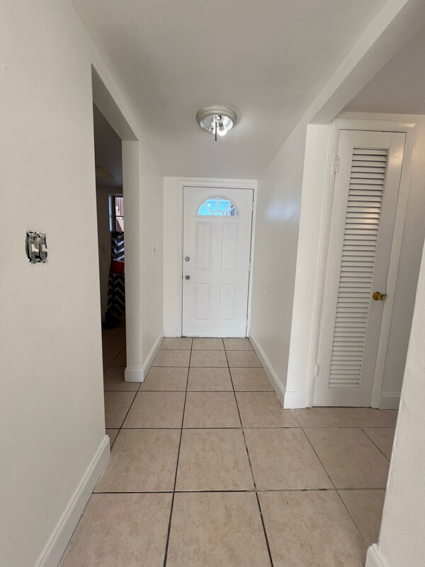 Foto del edificio - 1591 NE Miami Gardens Dr