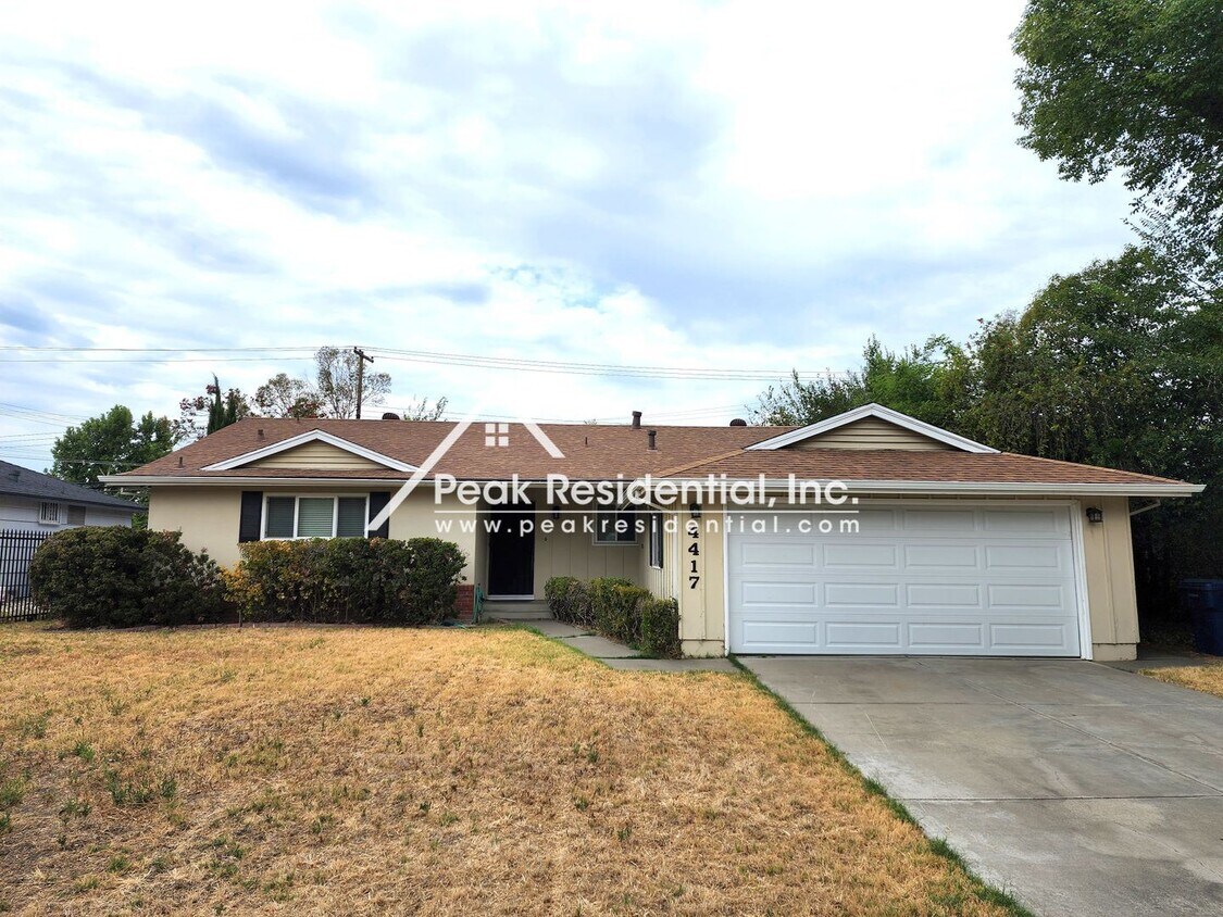 Primary Photo - 3 br, 2 bath House - 4417 A Pkwy