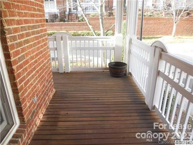Foto del edificio - 4903 S Hill View Dr