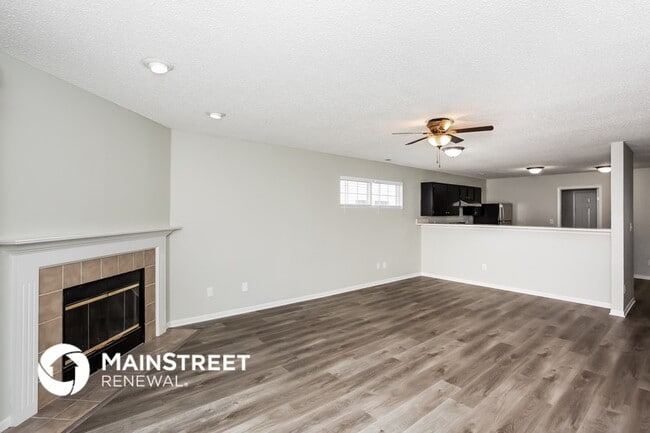 Building Photo - 4550 Riverbrook Ln