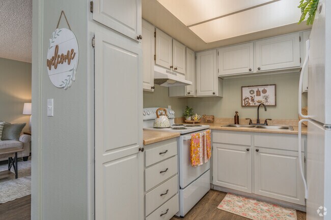 2 habitaciones, 1 baño - 760 pies cuadrados - Cocina - Country Aire