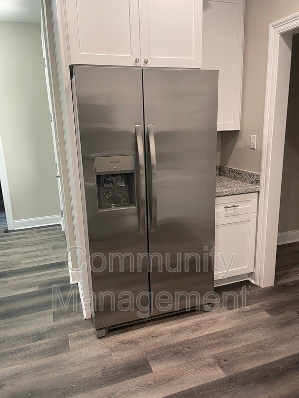 Building Photo - 12524 Morgan Rd