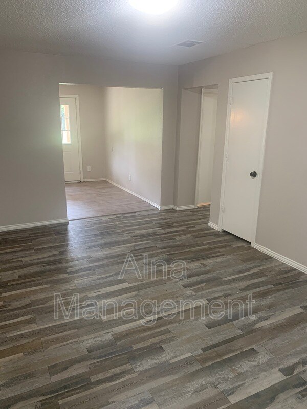 Foto del edificio - 313 Lipscomb St