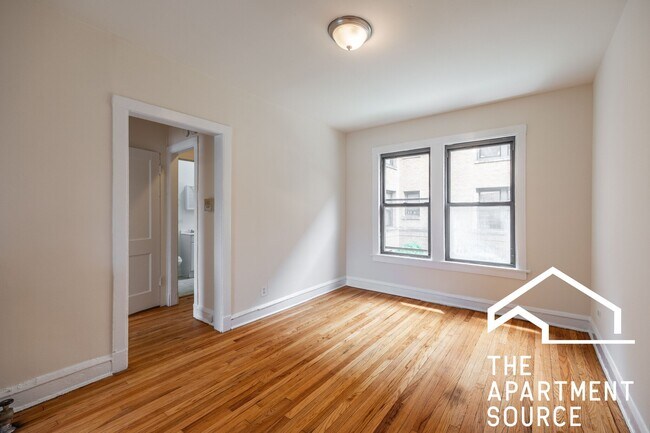 Foto del edificio - 2651 N Spaulding Ave