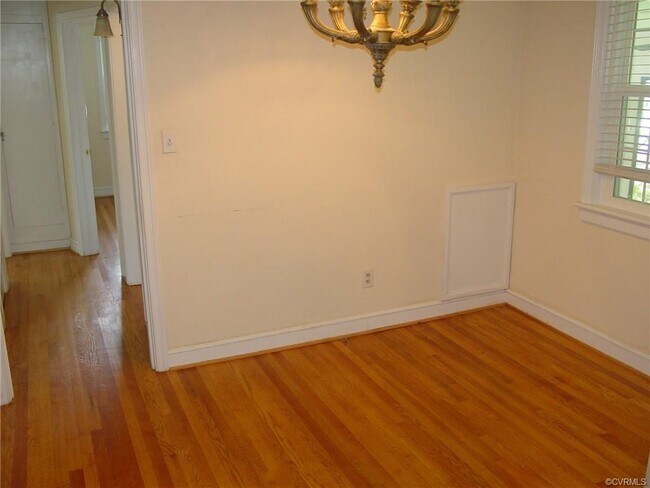 Building Photo - 1517 Skipwith Rd
