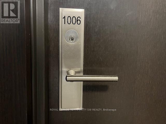 Building Photo - 8 Nahani Way