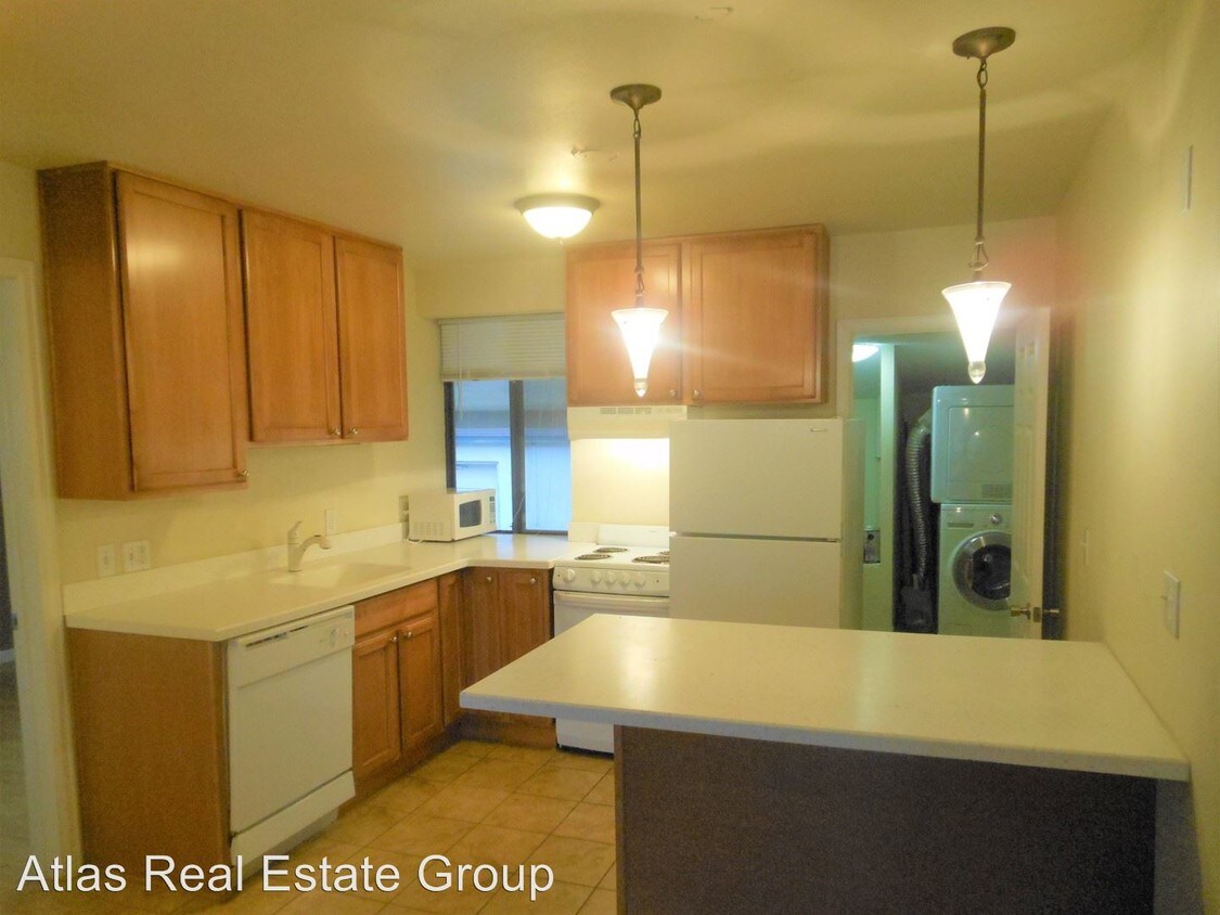 Primary Photo - 1533 W 34th Ave