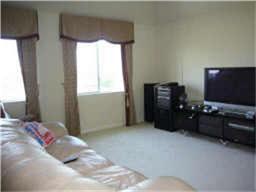 Foto del edificio - 3610 Shoreview Ln