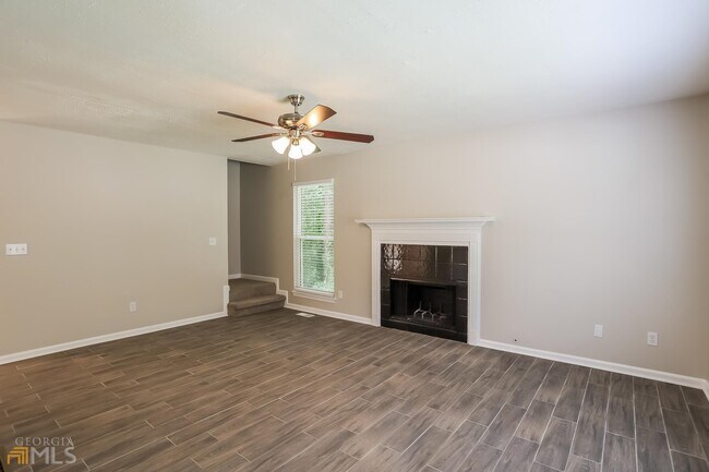 Building Photo - 7415 Hunters Ridge Dr