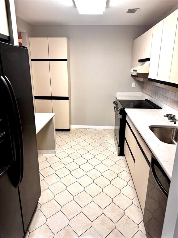 Foto del edificio - 1 Seal Harbor Rd