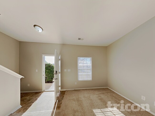 Building Photo - 4628 Meadowfield Rd