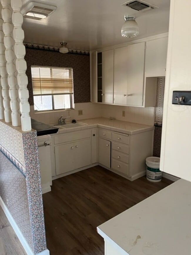 Foto del edificio - 3 BR 2 Bath