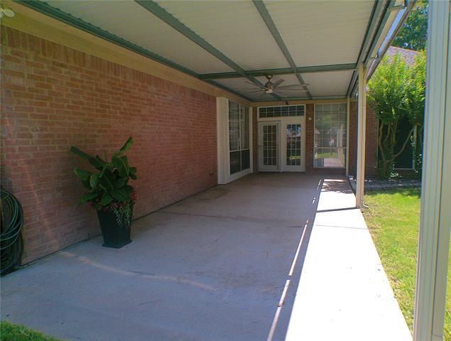 Foto del edificio - 8102 Luna Dr