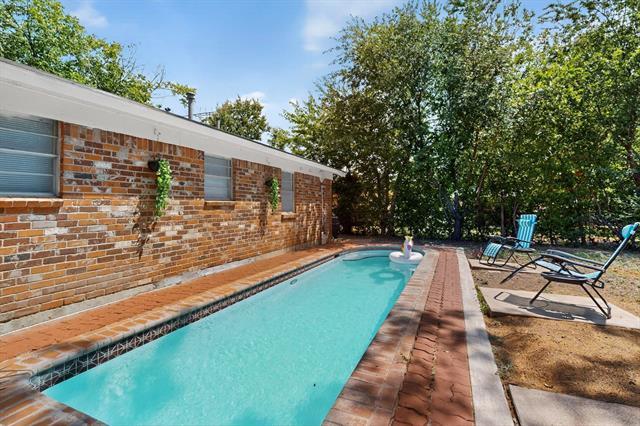 Foto principal - 5908 Emerson Dr