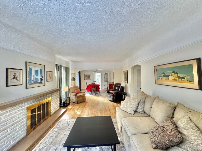 Foto del edificio - 3574 Lynnfield Rd