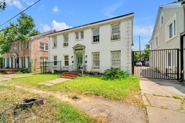 Foto del edificio - 1947 Richmond Ave.