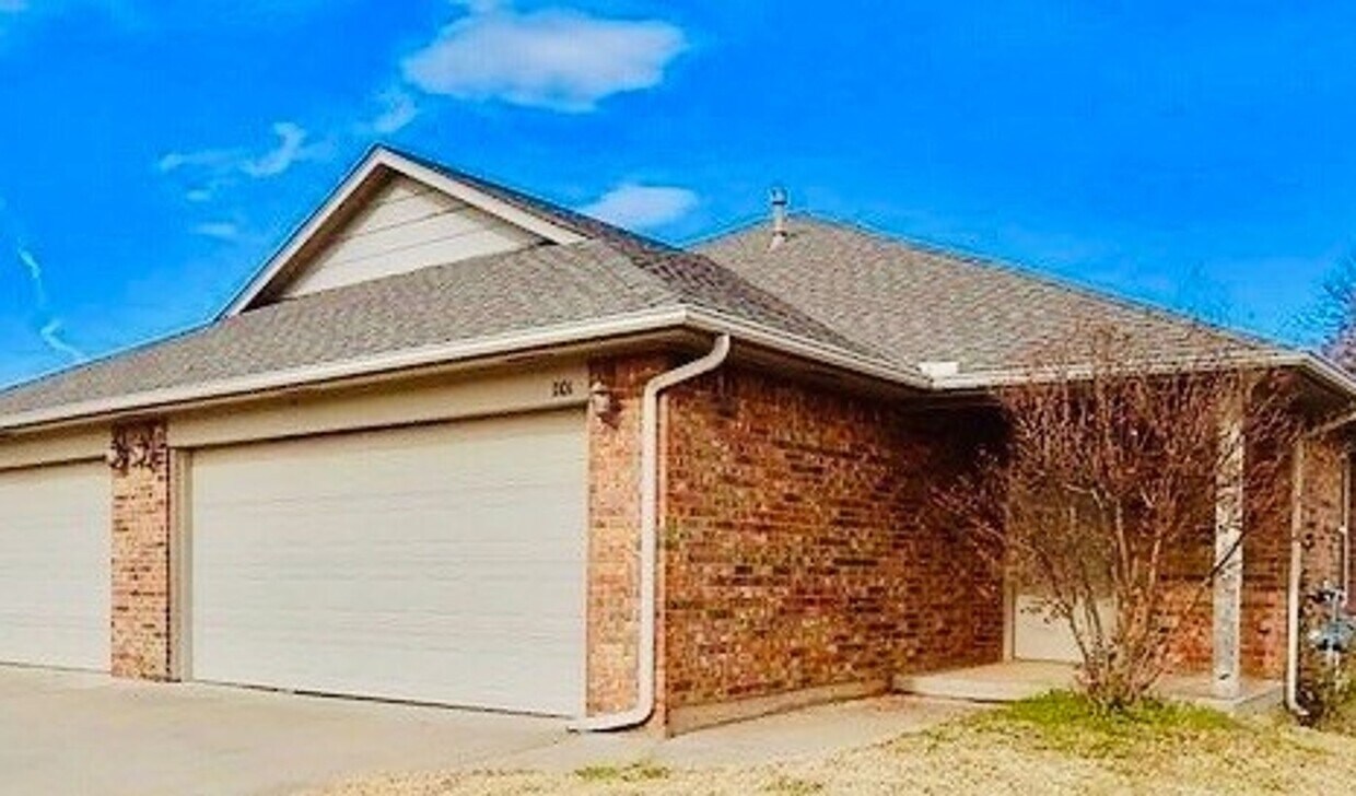 Primary Photo - Open House Wednesday, May 15th from 4:40 t...