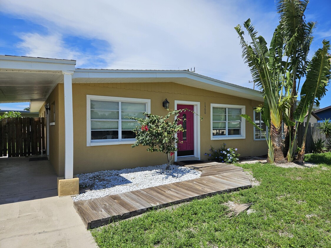 Foto principal - 1500 Bermuda Ave