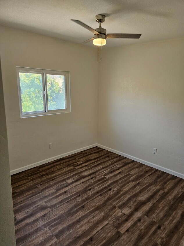 Bedroom - 1903 Ensenada St
