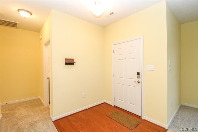 Building Photo - 7420 Settlers Ridge Ct