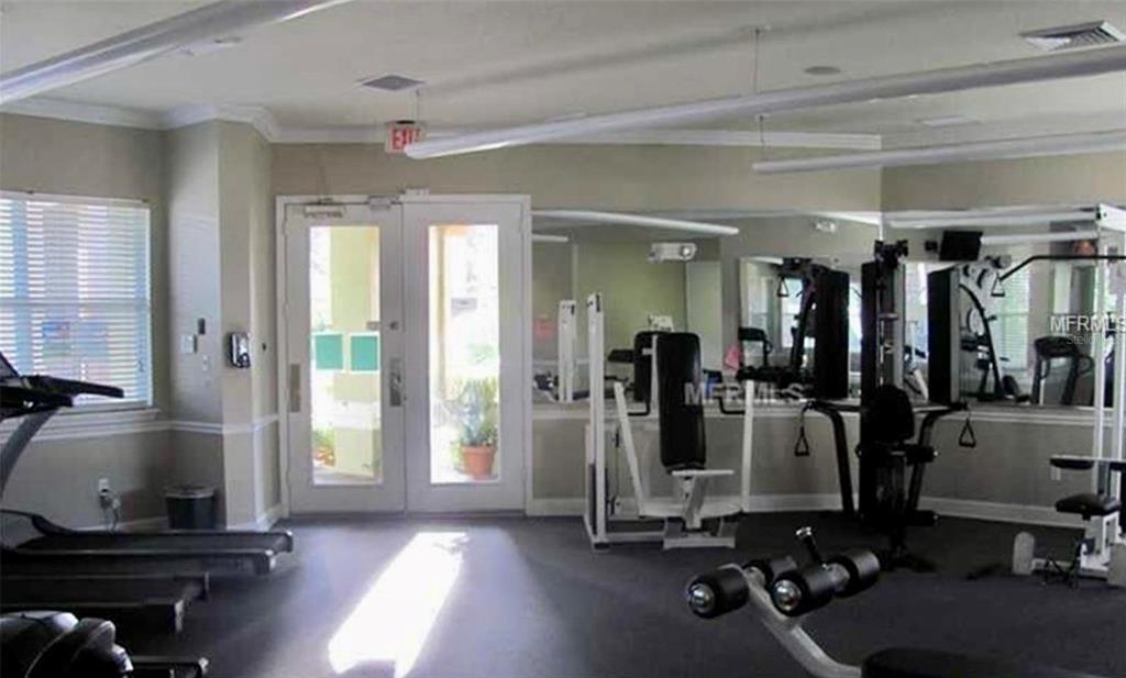 Foto del edificio - 737 Crest Pines Dr