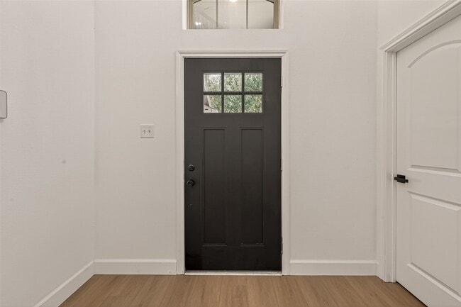 Foto del edificio - 34 Wood Drake Place