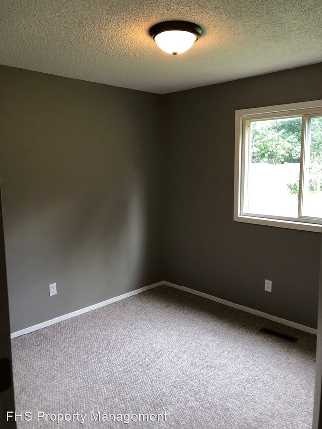 Building Photo - 4 br, 2 bath House - 928 N Glenn Ave