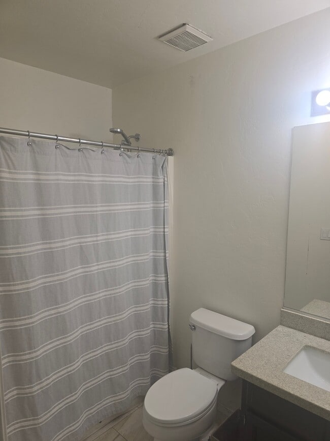 Foto del edificio - 2442 N Alexa Cir