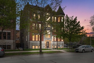 Building Photo - 4800 S St Lawrence Ave
