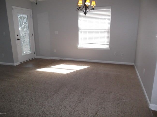 Foto del edificio - 10956 Campus Heights Ln