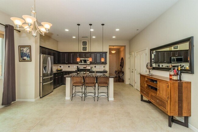 Foto del edificio - 10598 N. Whitney Avenue (Chestnut & Intern...