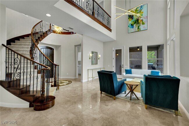 Building Photo - 2805 Molinard Ct