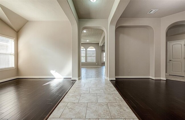 Foto del edificio - Mooring Pointe Drive, Pearland, TX 77584 -...