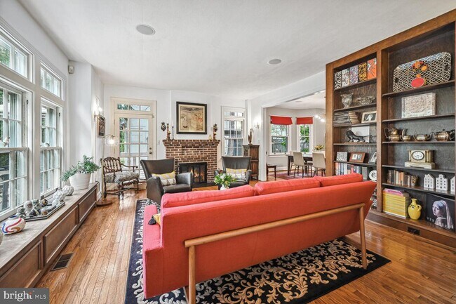 Foto del edificio - 3812 Military Rd NW
